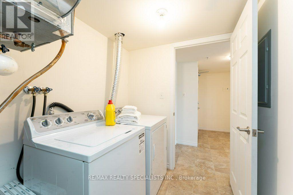 #313 1340 MAIN STREET E - 28