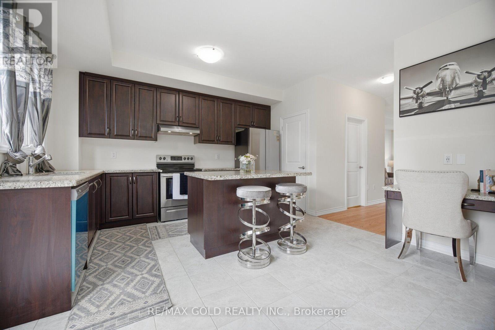 9 ARCOLA STREET - 13