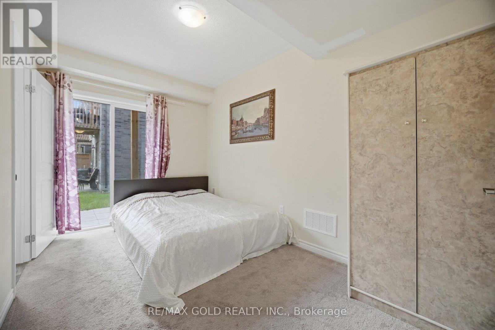 9 ARCOLA STREET - 5