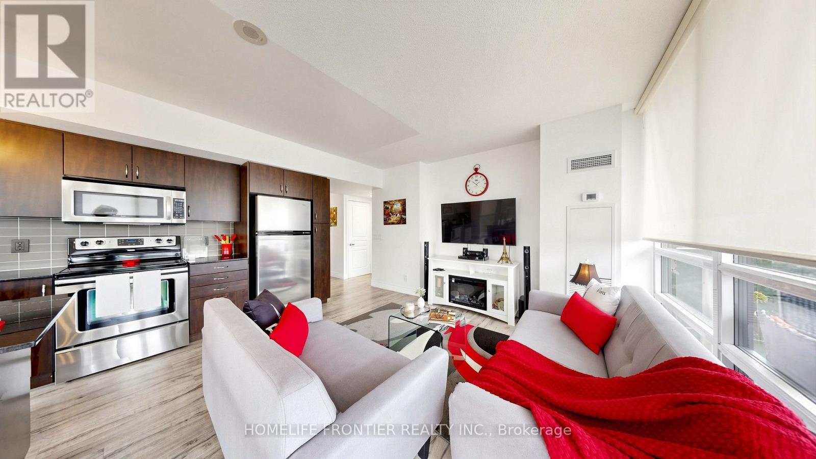 #504 15 LEGION ROAD - Image 8