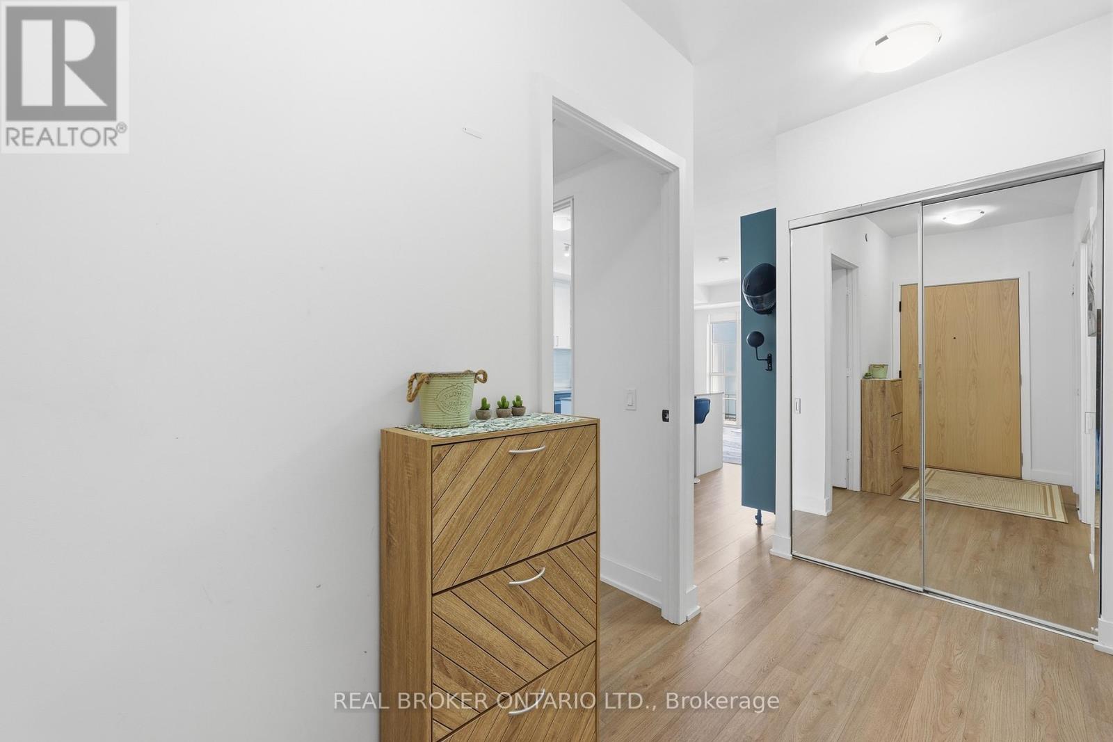 #608 50 GEORGE BUTCHART DRIVE - Image 24