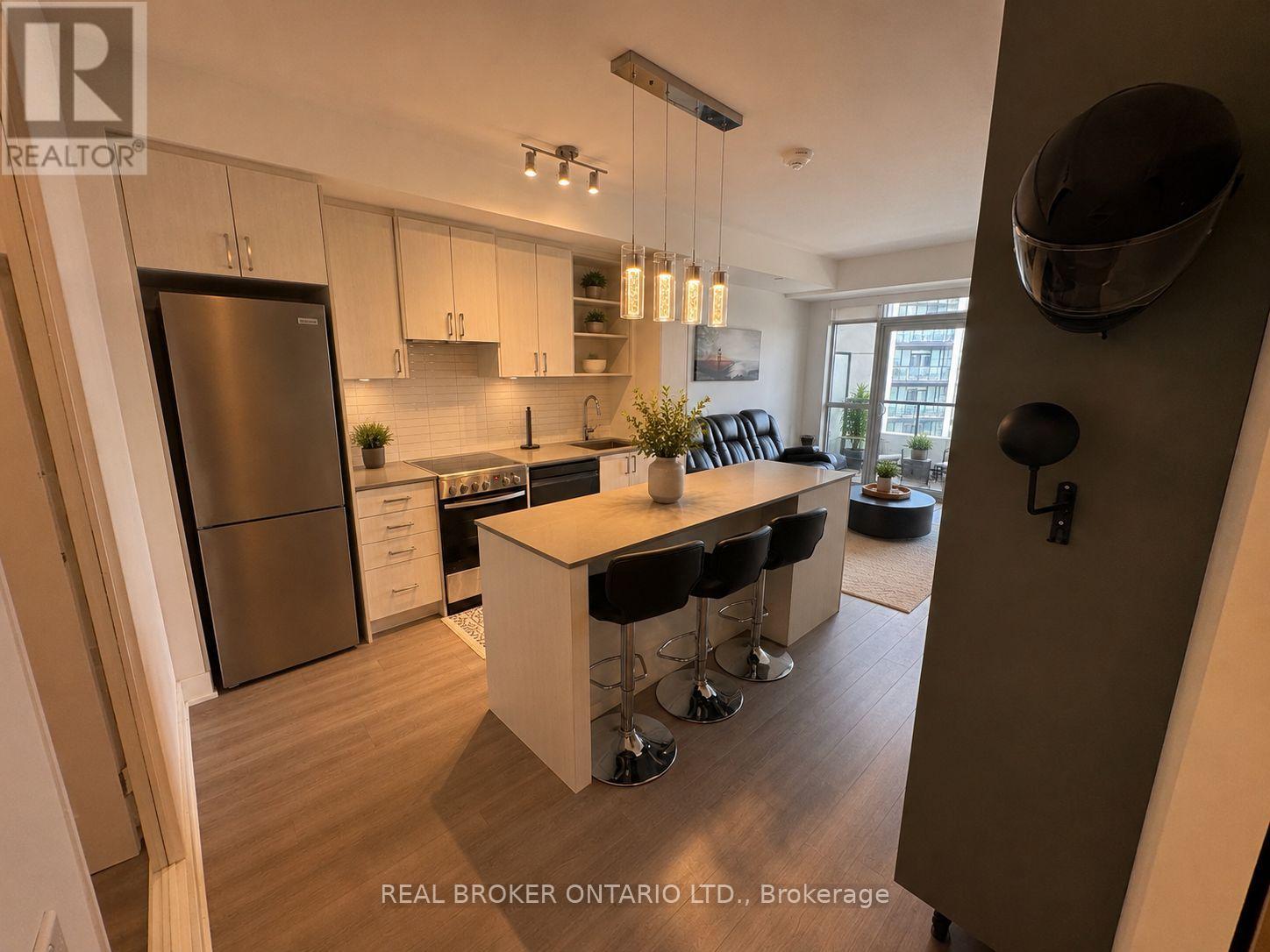 #608 50 GEORGE BUTCHART DRIVE - Image 8