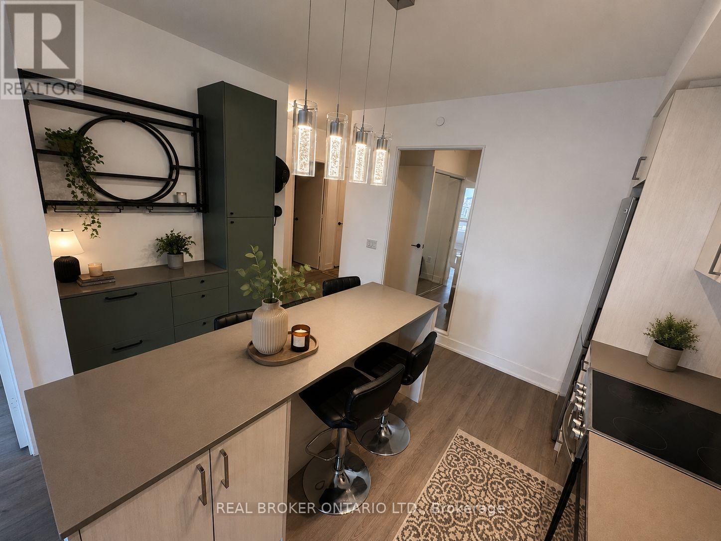 #608 50 GEORGE BUTCHART DRIVE - Image 9