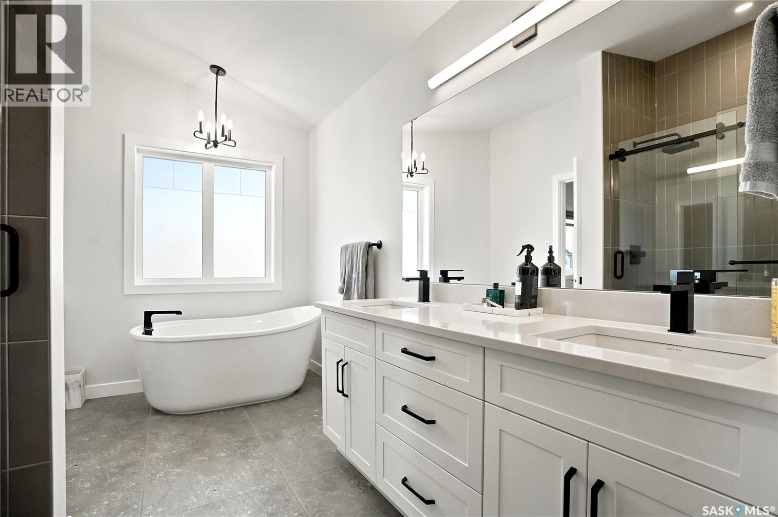 378 Sharma CRESCENT - Image 33