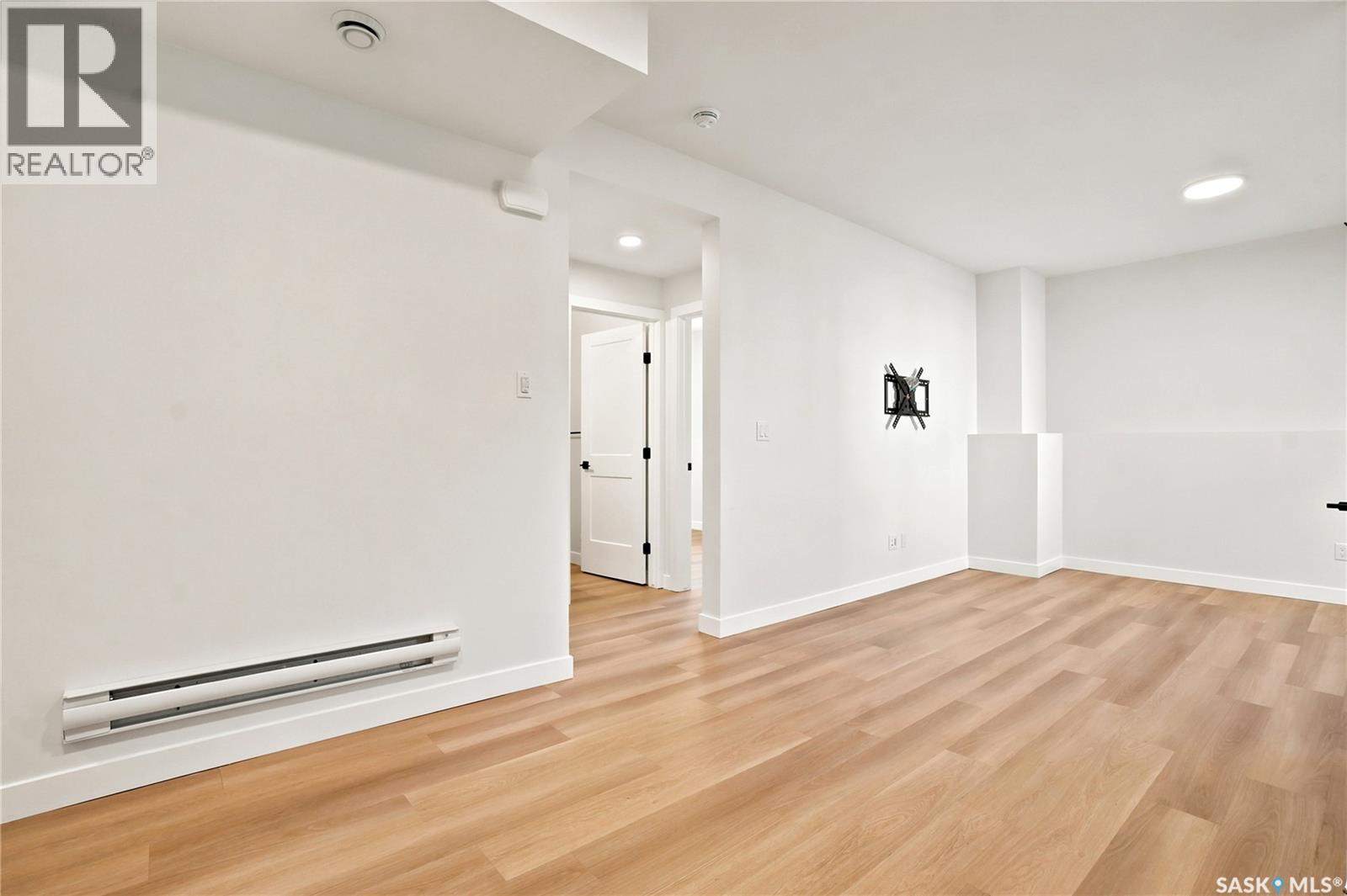 378 Sharma CRESCENT - Image 43