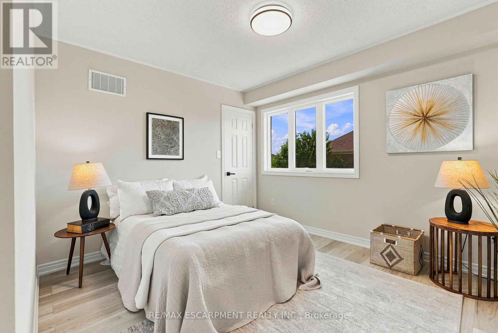 123 SKINNER ROAD - 19