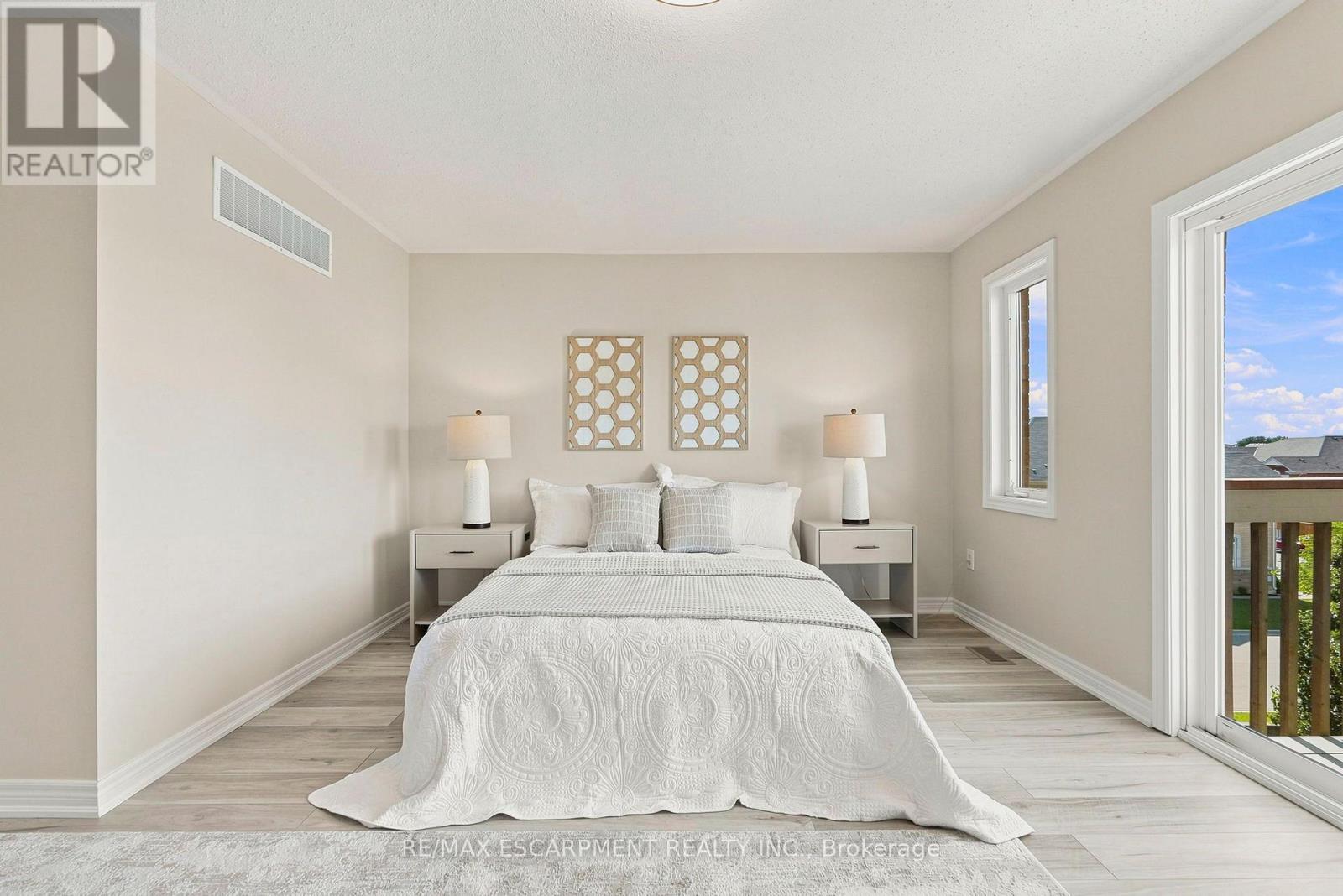 123 SKINNER ROAD - 27
