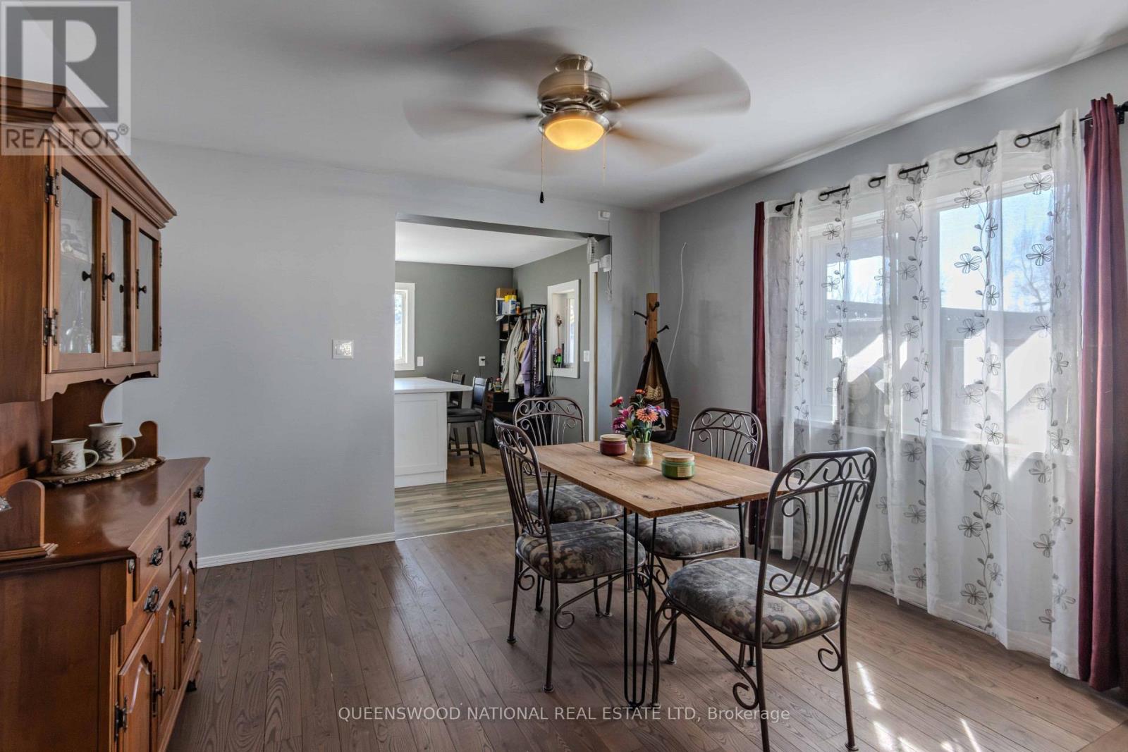 954 SCHUTT ROAD - 20