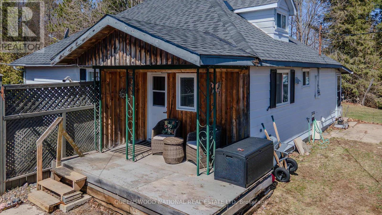 954 SCHUTT ROAD - 45
