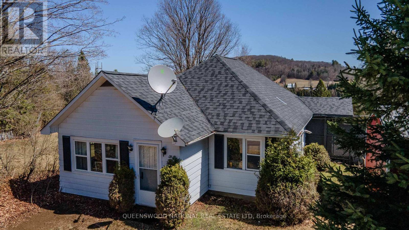 954 SCHUTT ROAD - 43