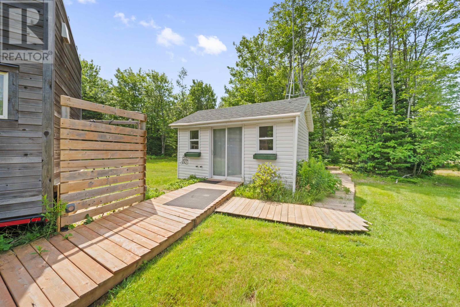 1032 County Line Road, Seaview — photo 2