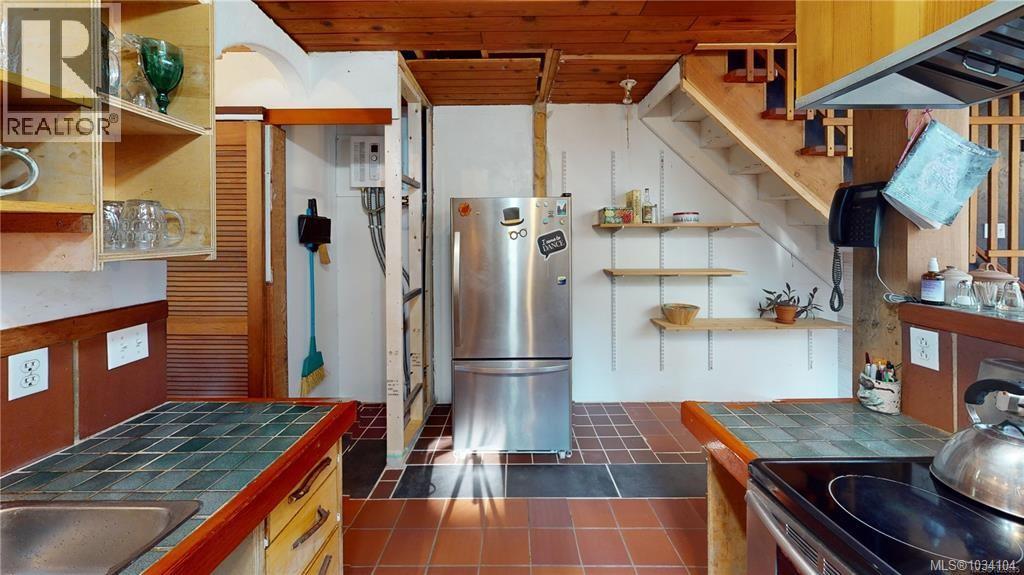 948 Harrison Way - Image 4