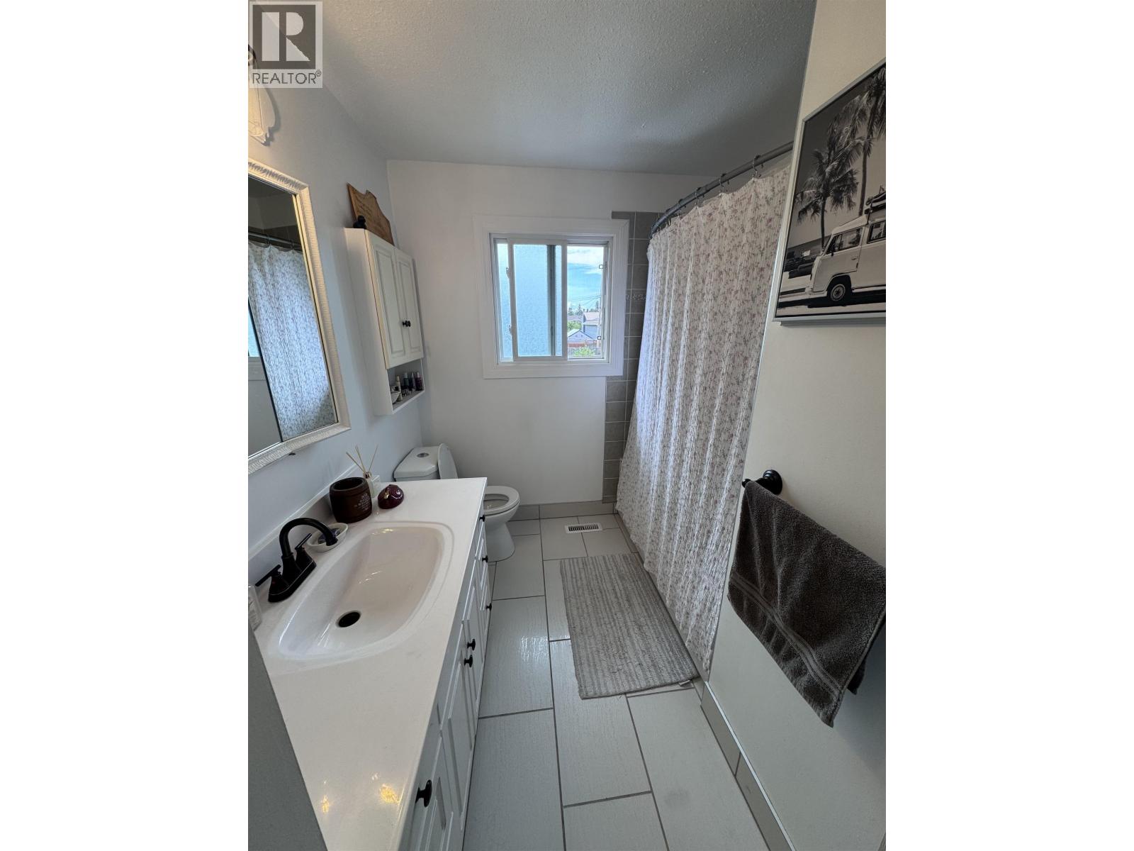 9807 114 AVENUE, Fort St. John