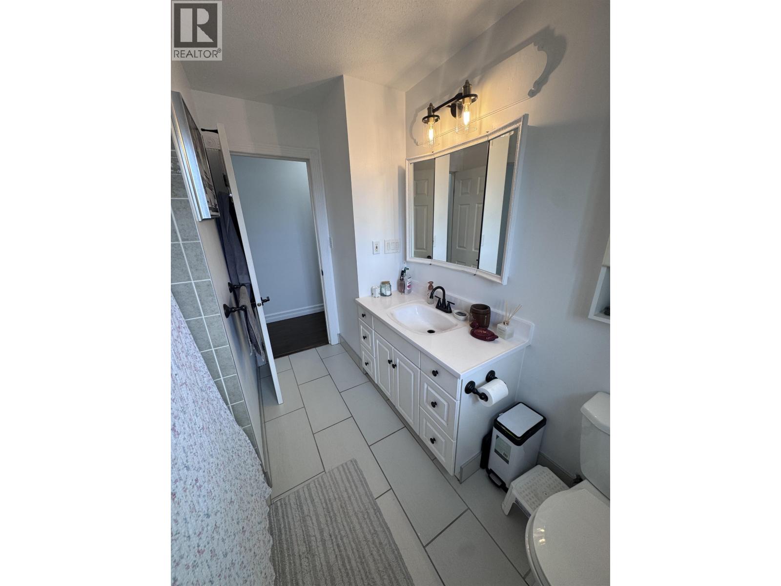9807 114 AVENUE - 21