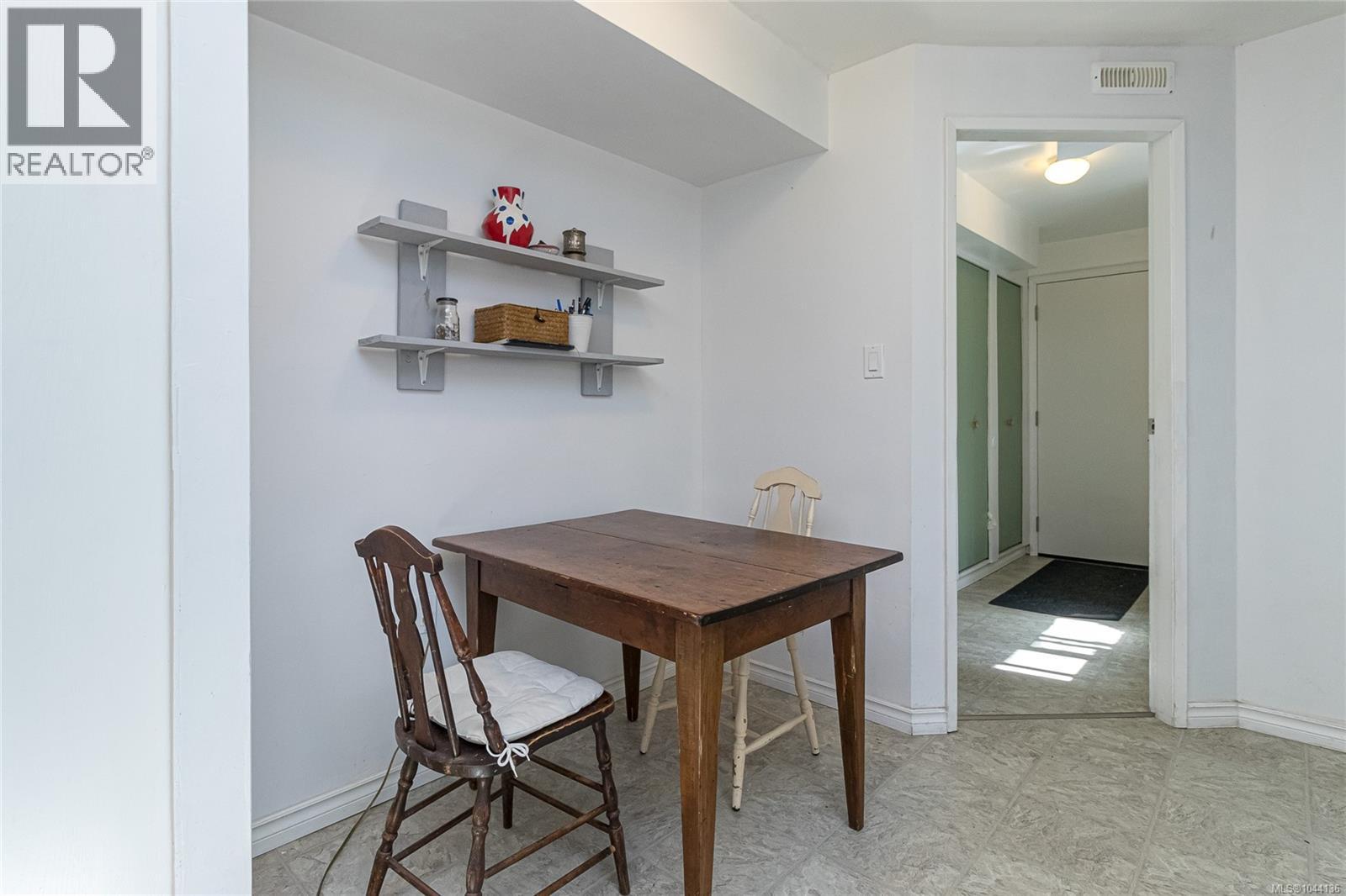 1510 Edgemont Rd - 22