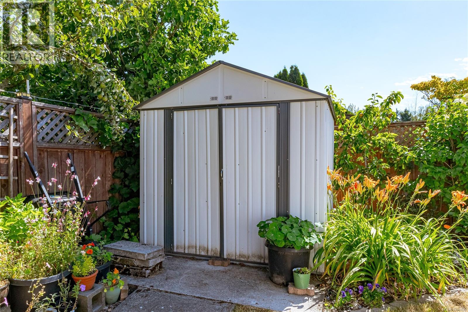 1510 Edgemont Rd - 33