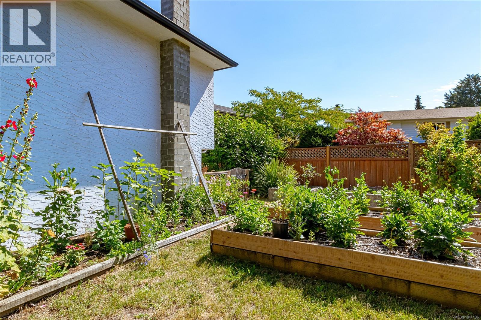 1510 Edgemont Rd - 35