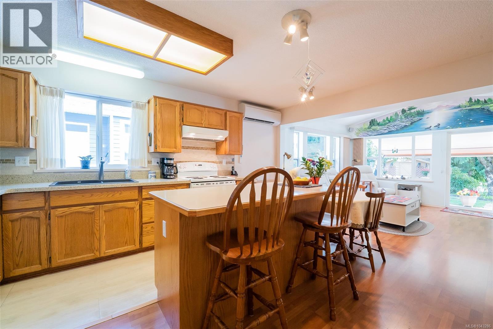 2145 Michigan Way - 6