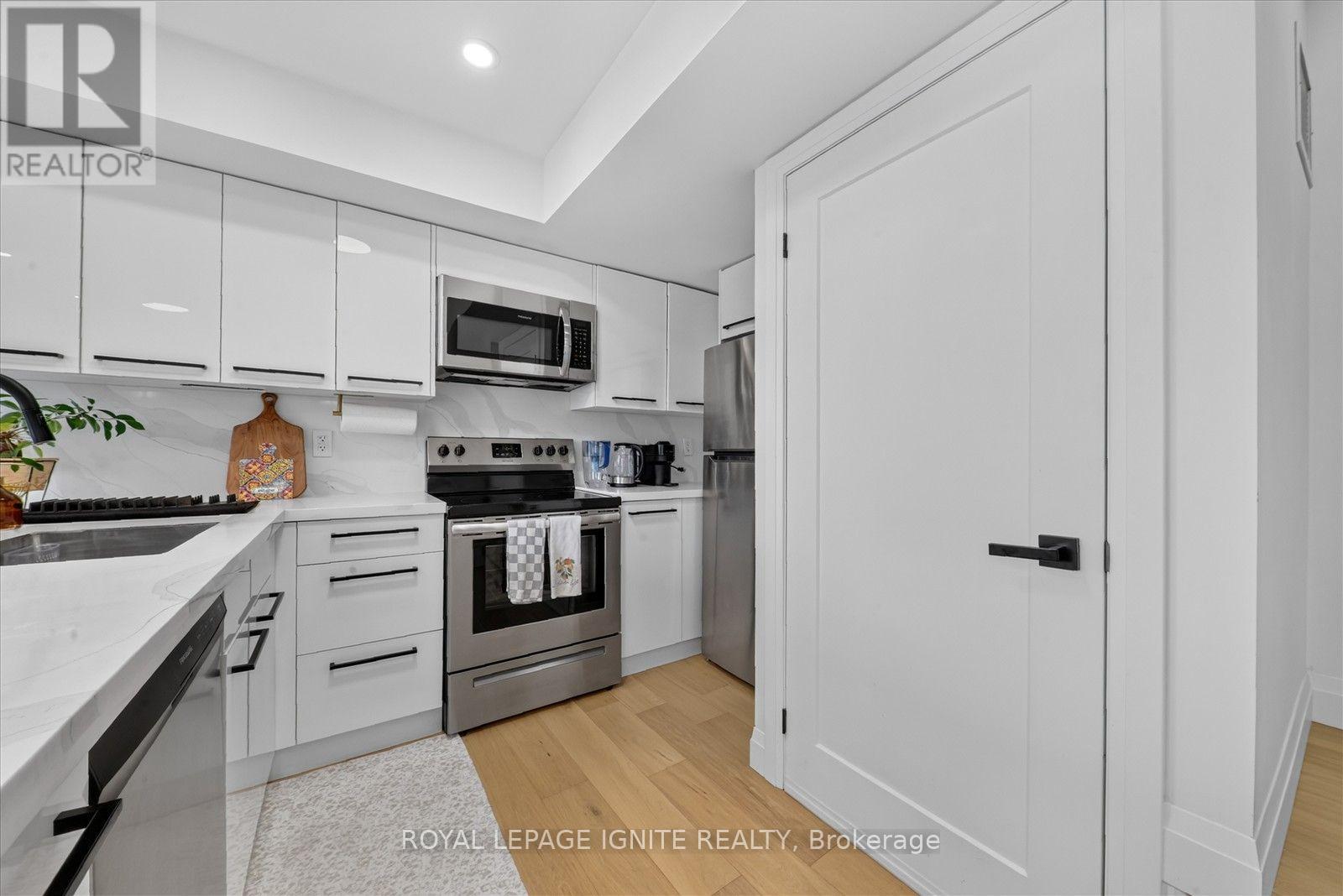 #90 200 MCLEVIN AVENUE - Image 8