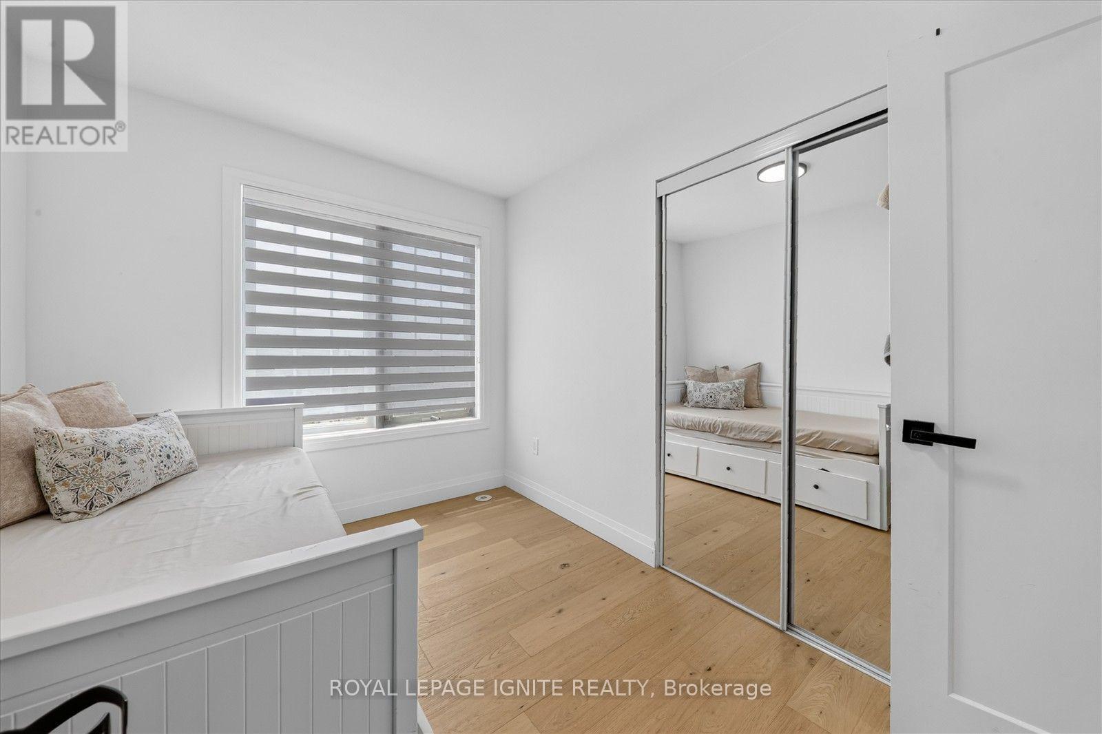 #90 200 MCLEVIN AVENUE - 20