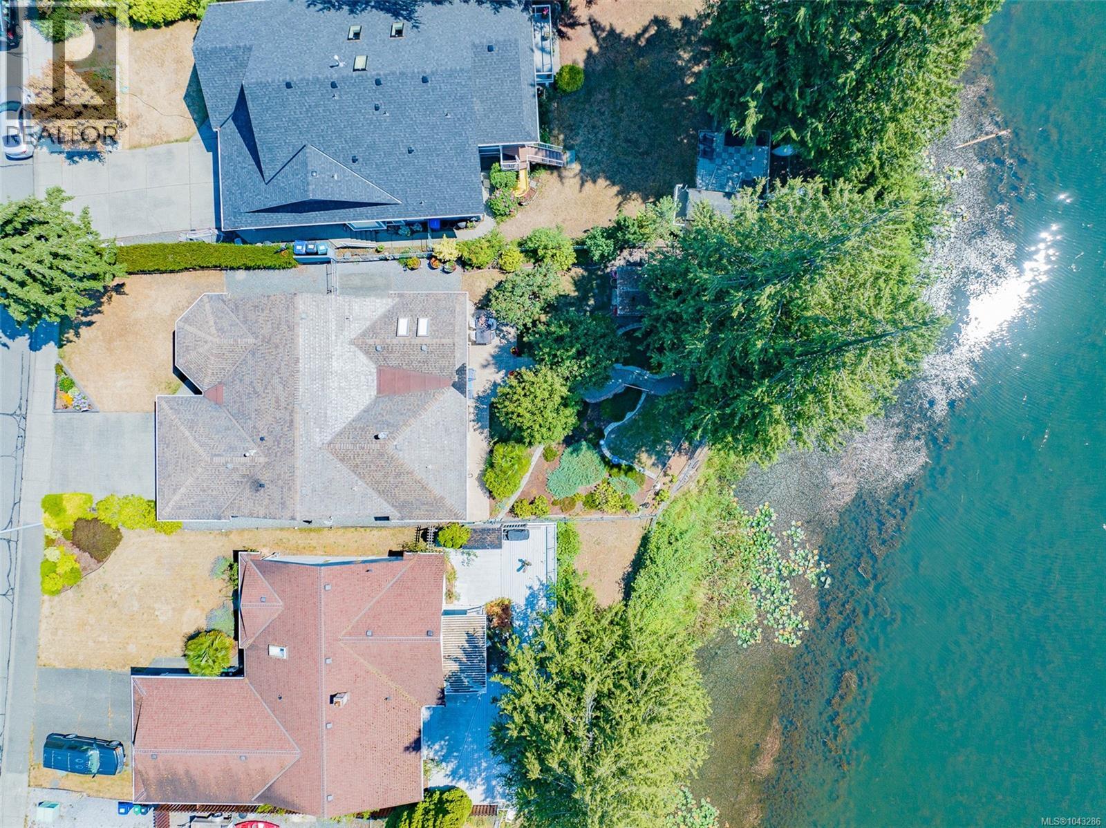 2145 Michigan Way - 39
