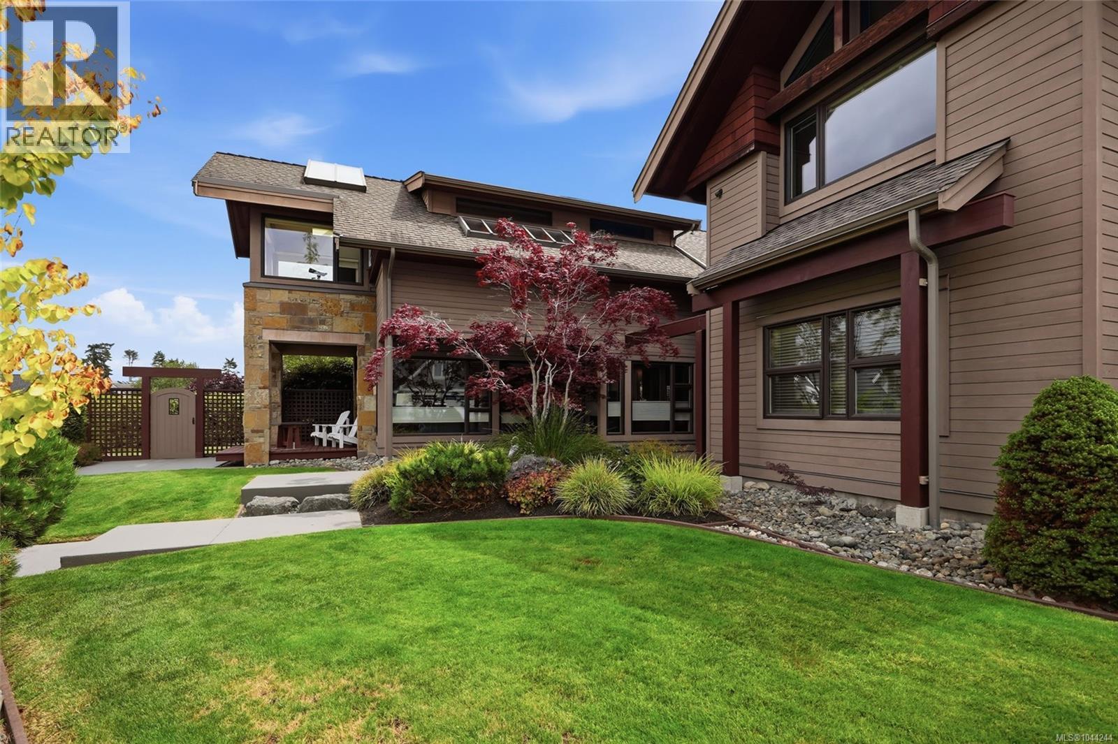 880 Bluffs Dr - 14