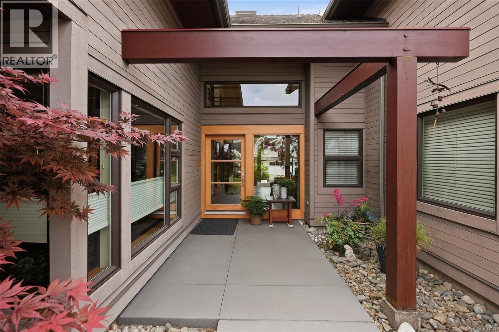 880 Bluffs Dr - 16