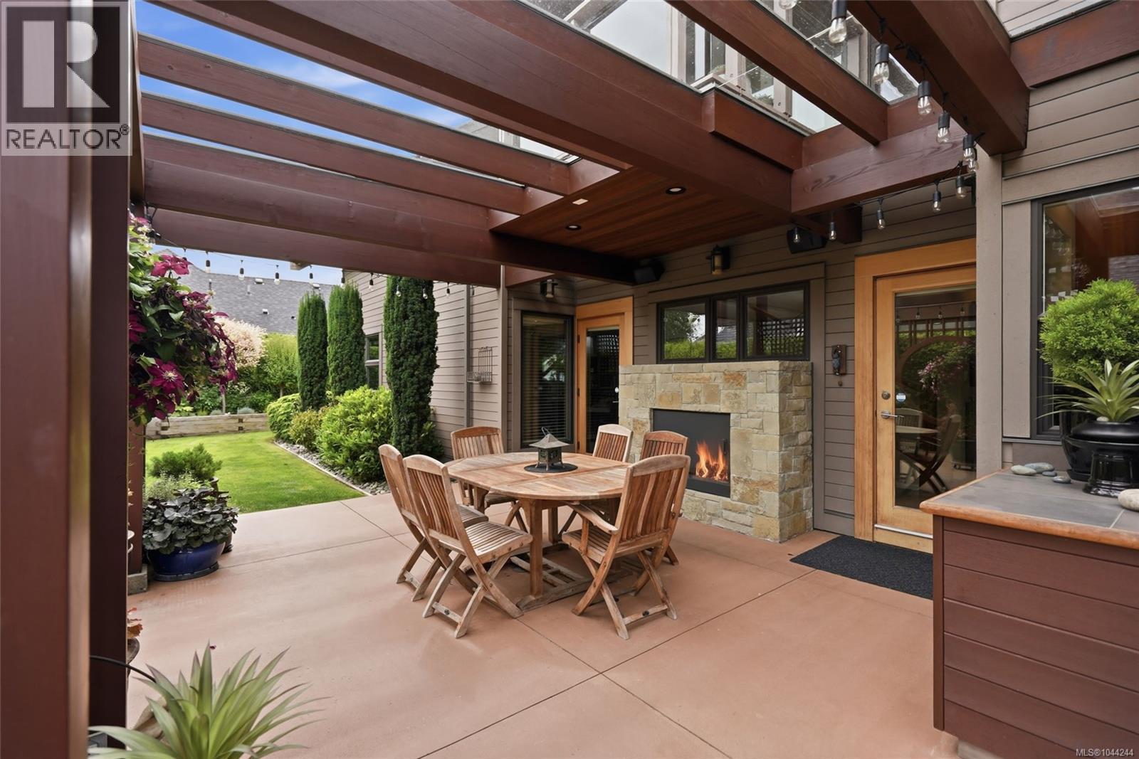 880 Bluffs Dr - 30