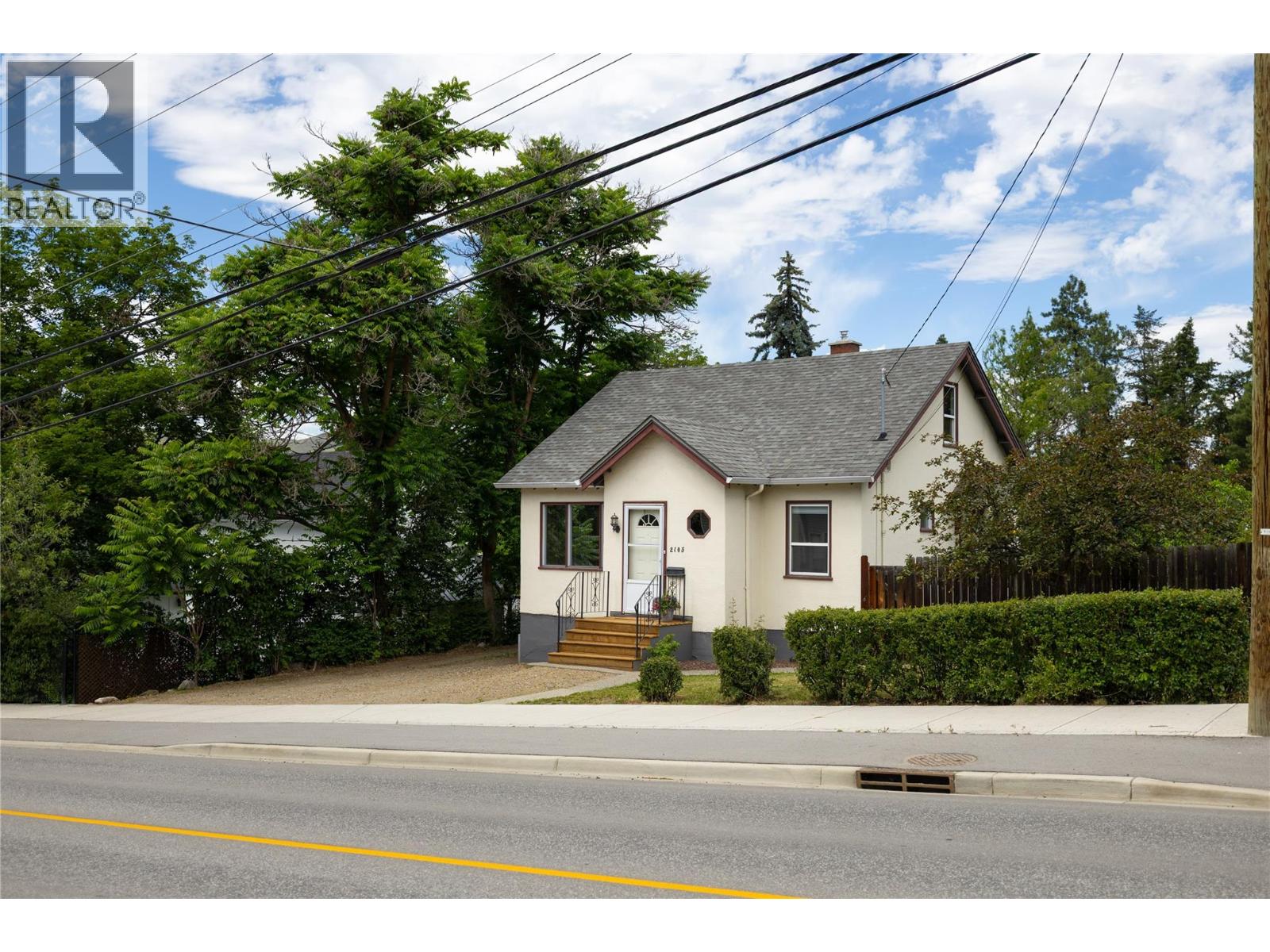 2105 32 Avenue - 41