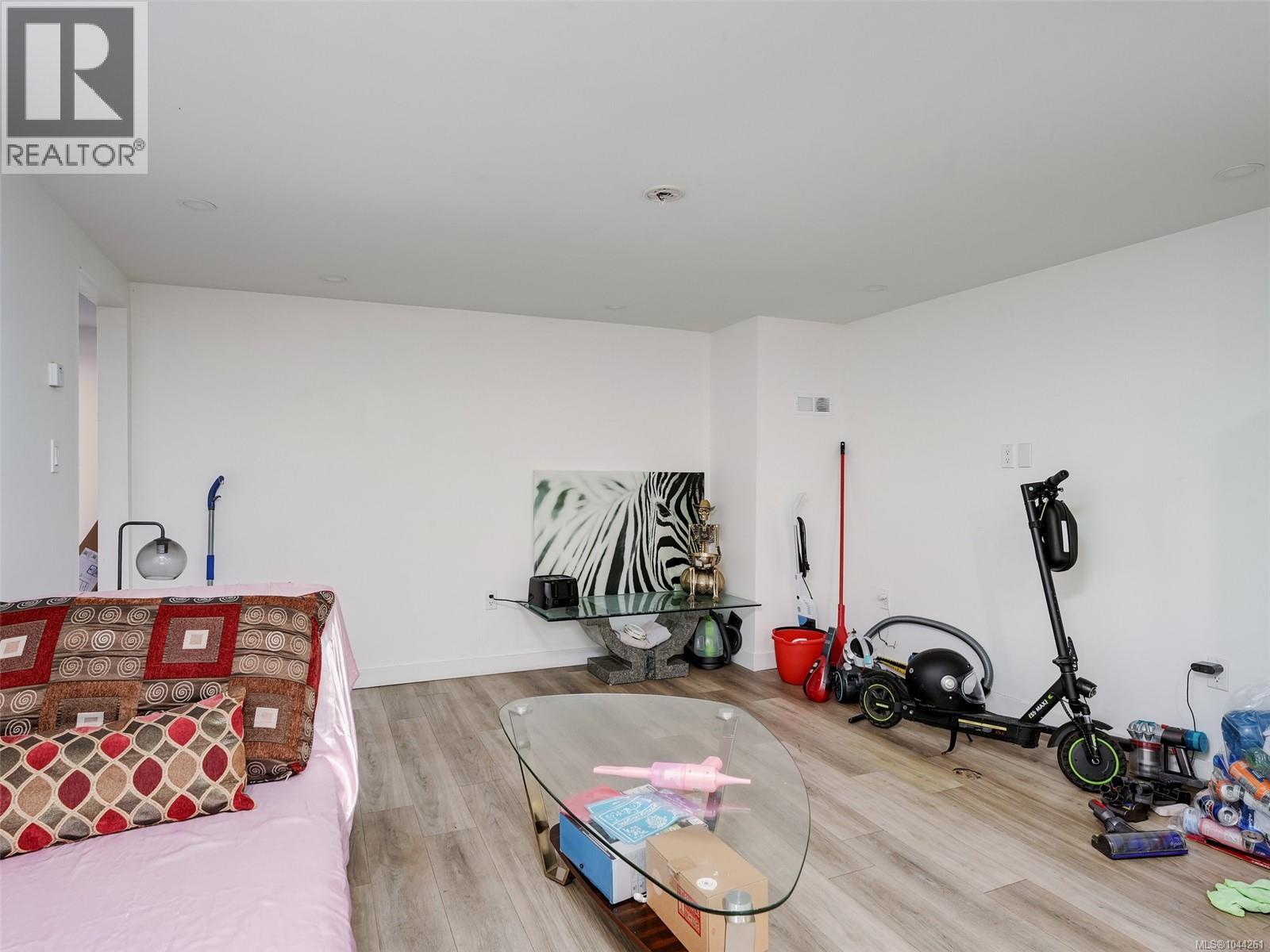 1564 North Dairy Rd - 24