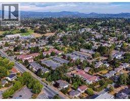 1564 North Dairy Rd, Saanich, BC V8T3V3 Photo 38