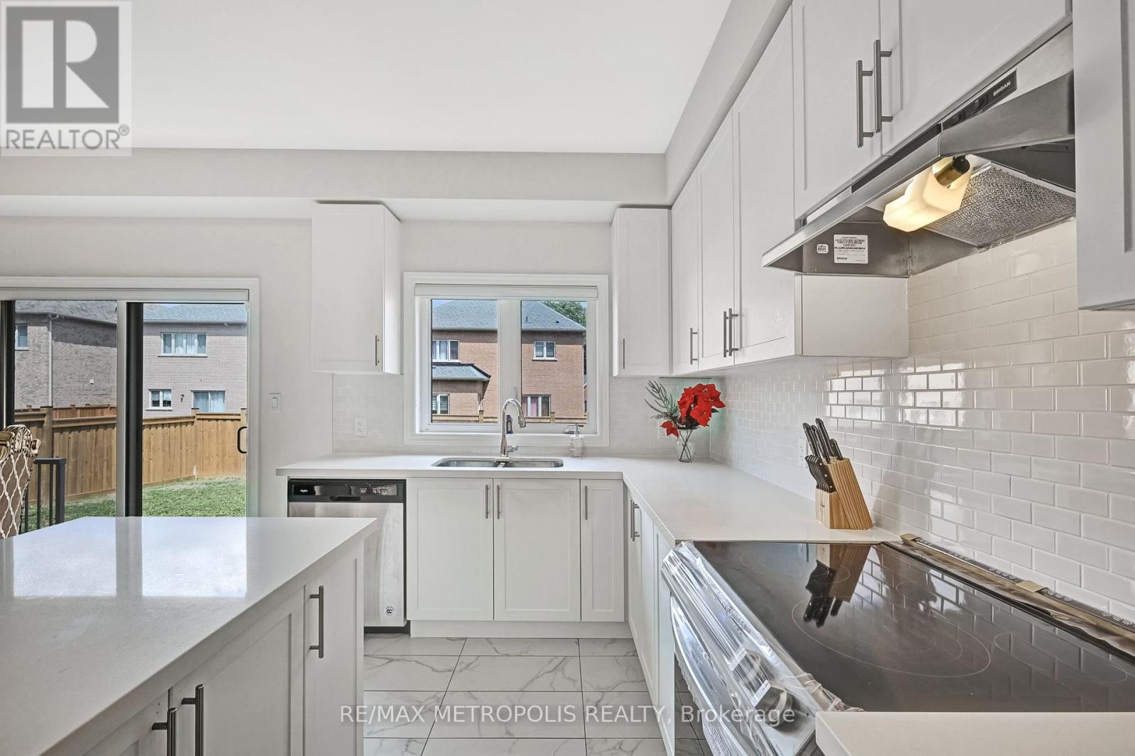 15 DOUGLAS KEMP CRESCENT - Image 15
