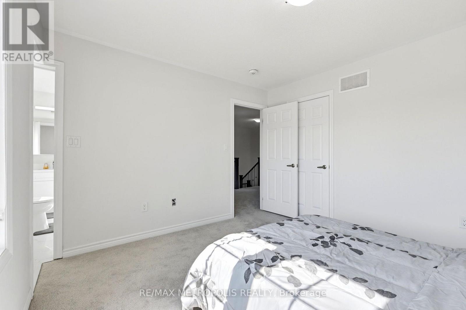 15 DOUGLAS KEMP CRESCENT - Image 26