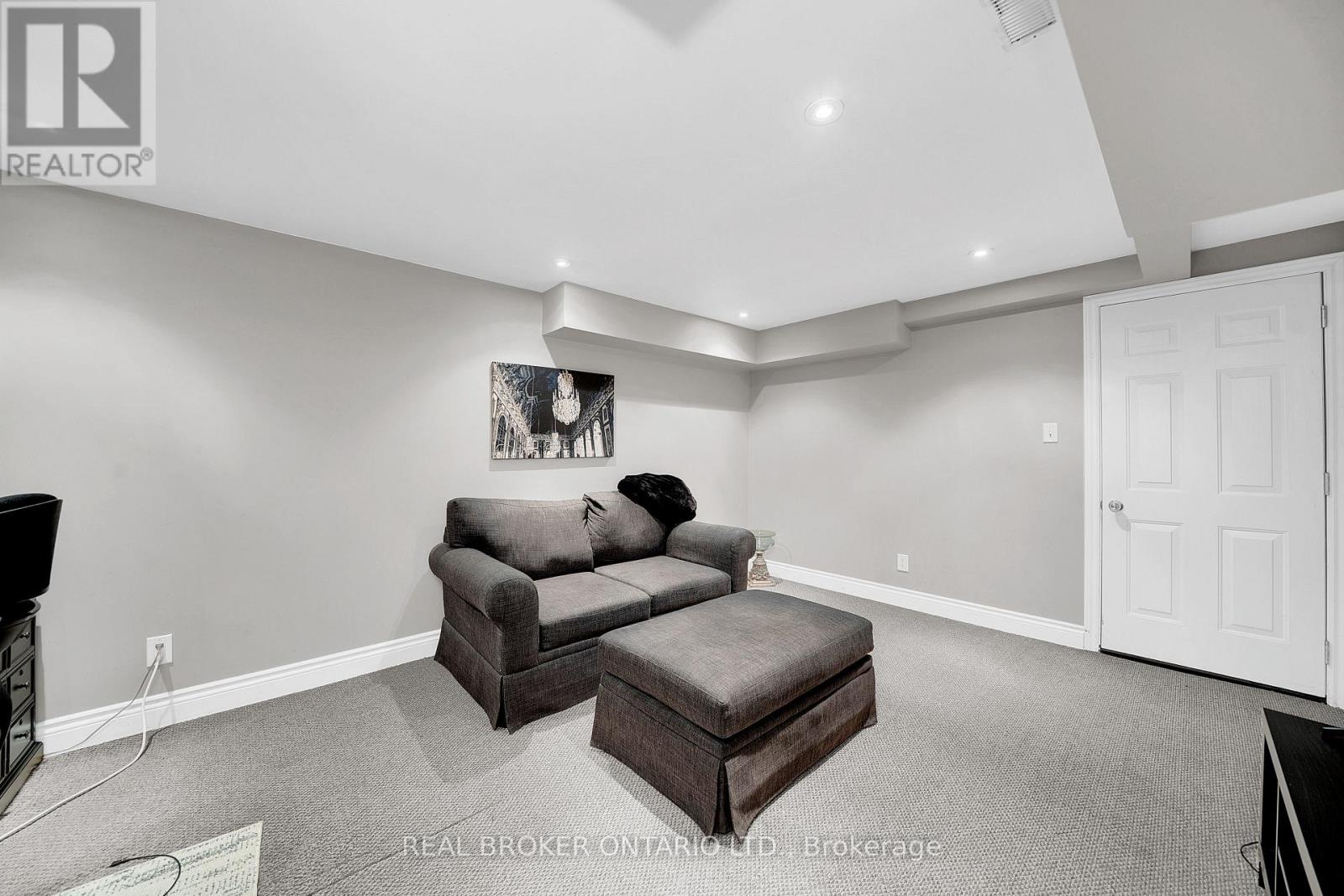 134 MCCREADY DRIVE - 34