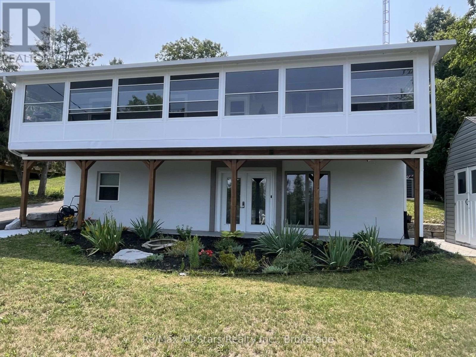 851 CEDAR GLEN ROAD - 1