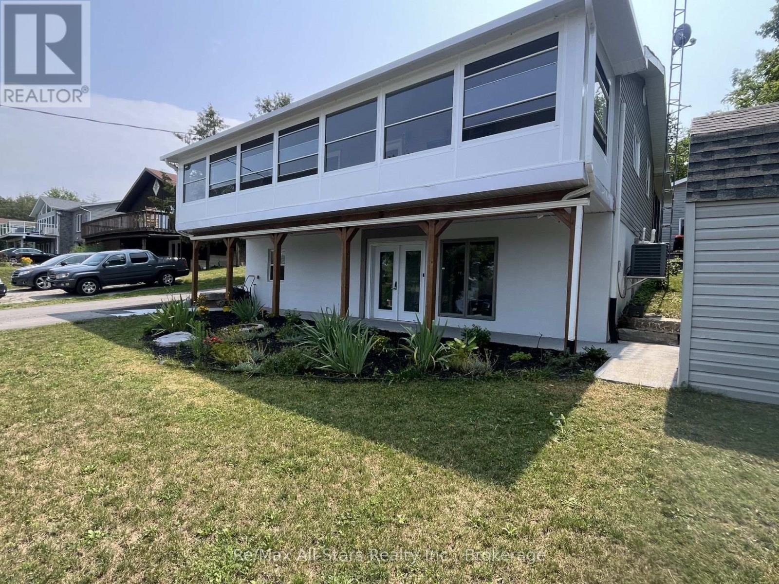 851 CEDAR GLEN ROAD - 3