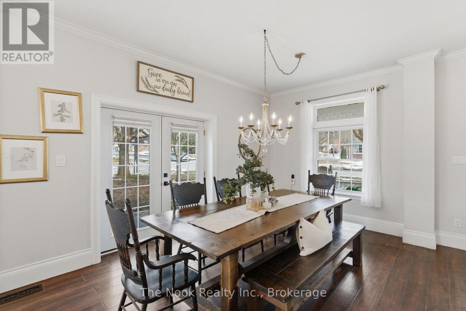 264 BENNET STREET - Image 17