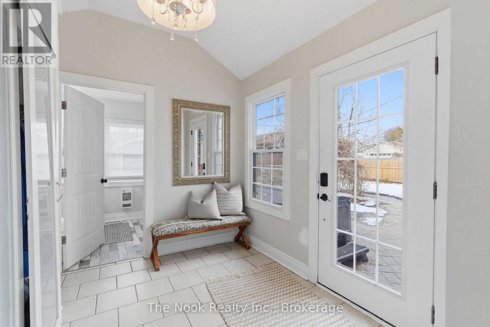 264 BENNET STREET - Image 25