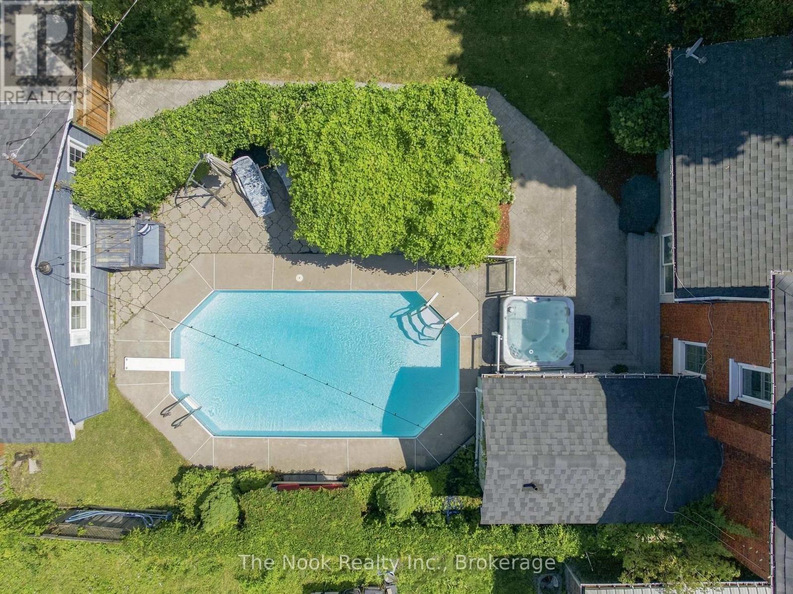 264 BENNET STREET - Image 37