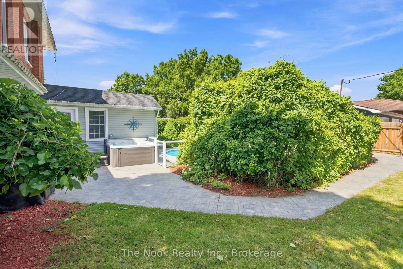 264 BENNET STREET - Image 43