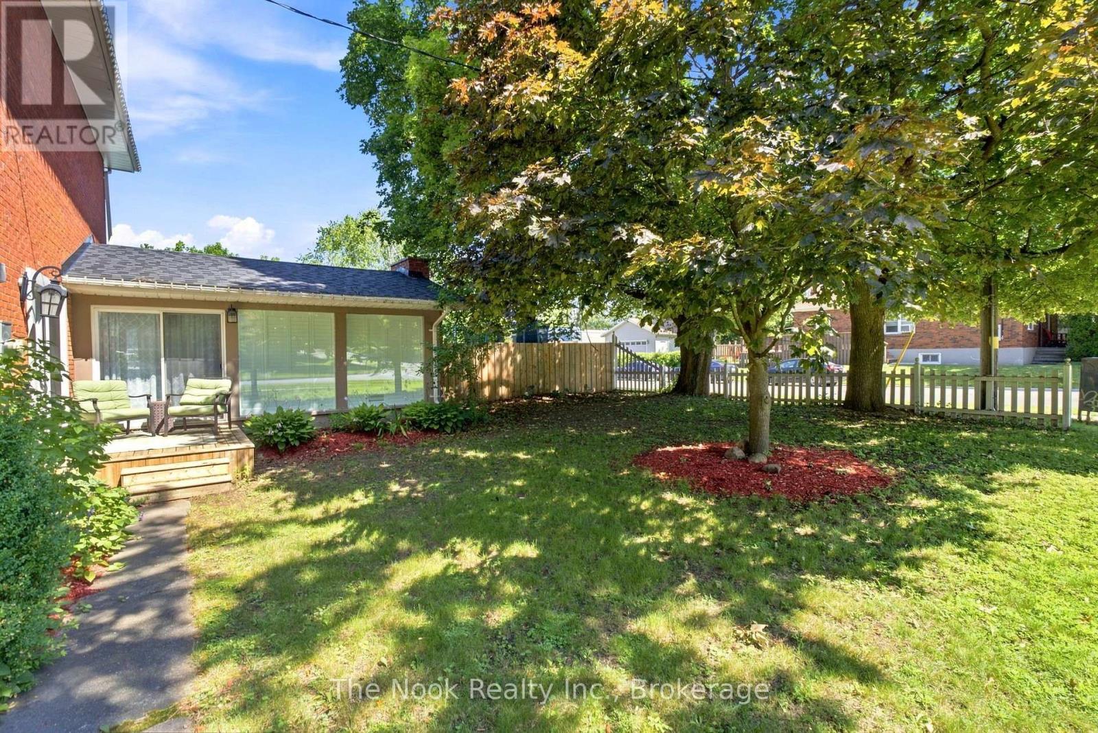 264 BENNET STREET - Image 47