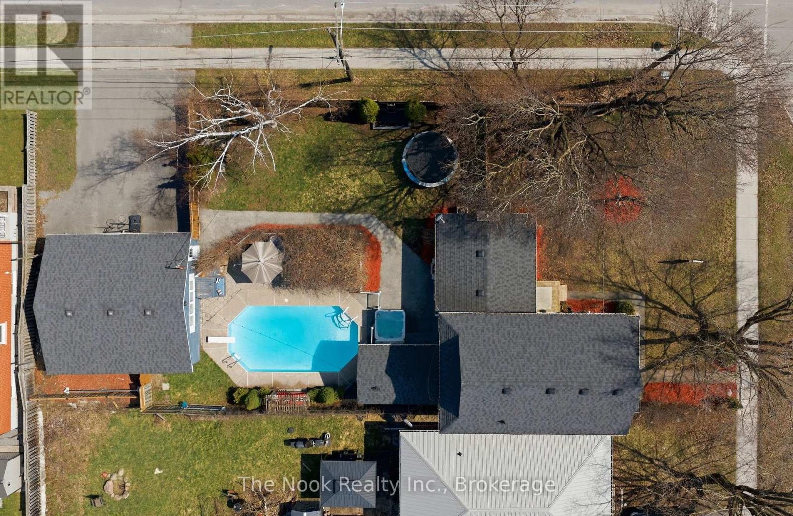 264 BENNET STREET - 50