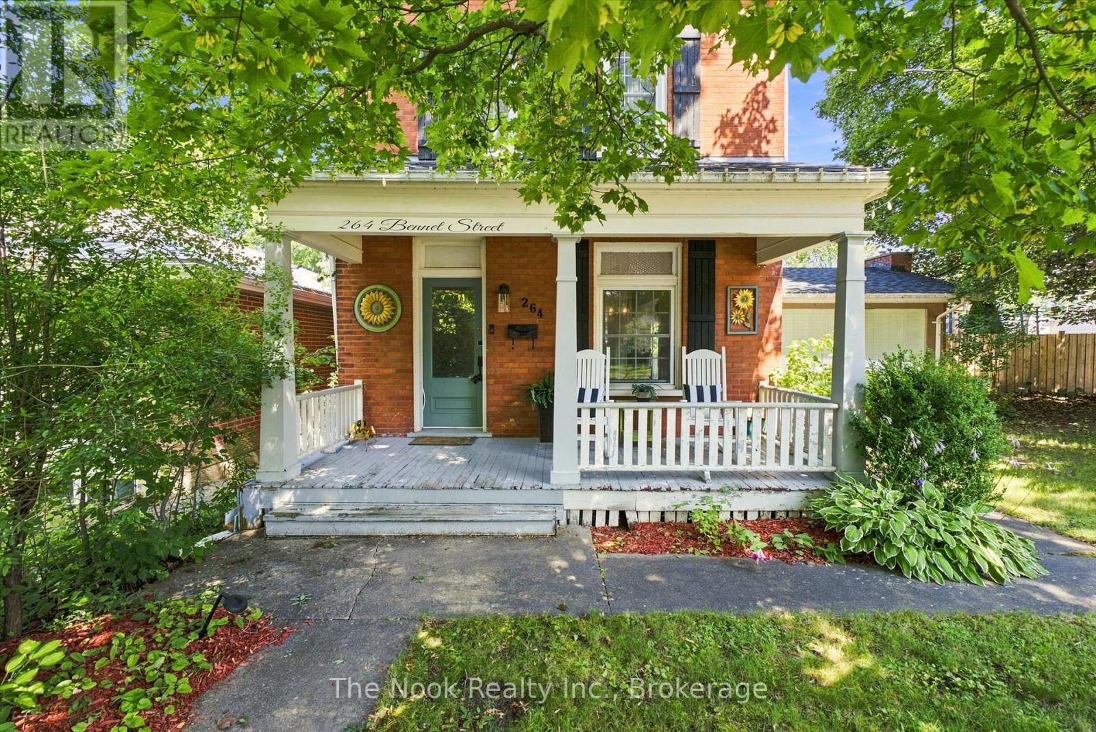 264 BENNET STREET - 8