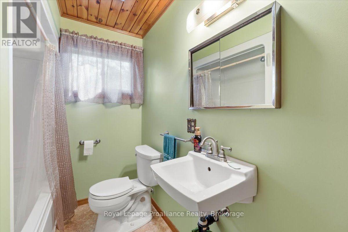 42-B HAWKINS BAY ROAD - 14