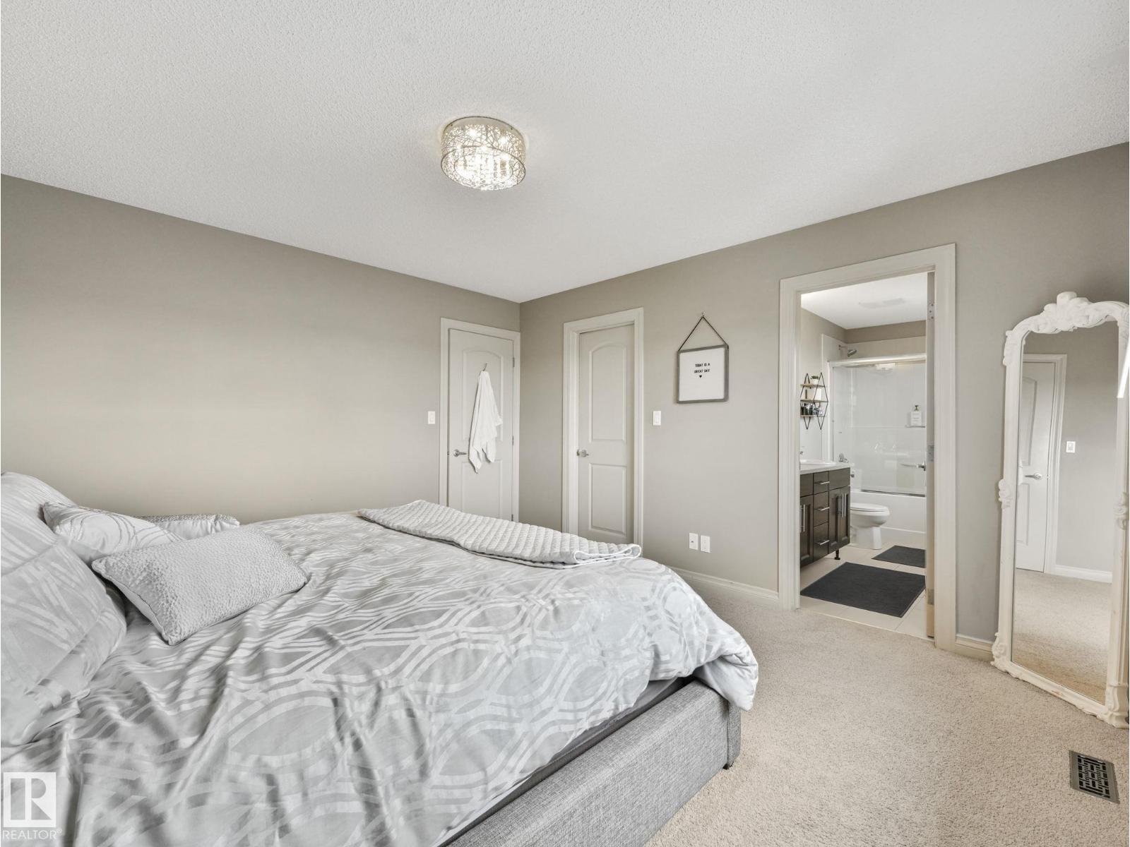 16412 12 AV SW - 35