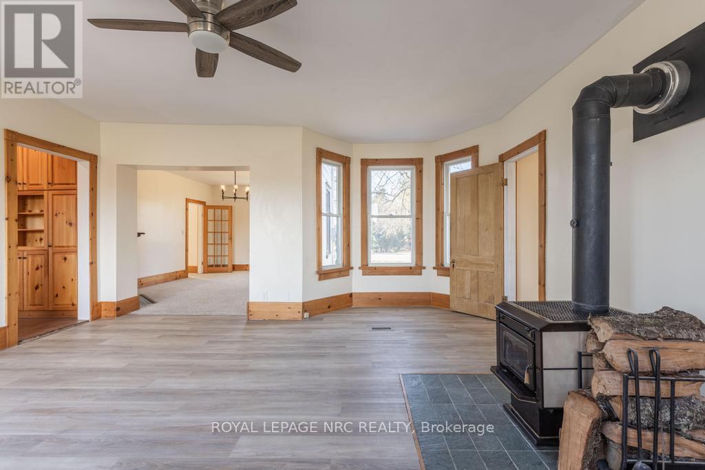 245 NIVEN ROAD - 16