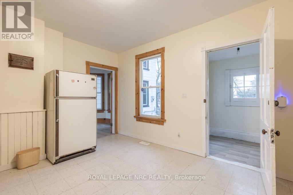 245 NIVEN ROAD - 33