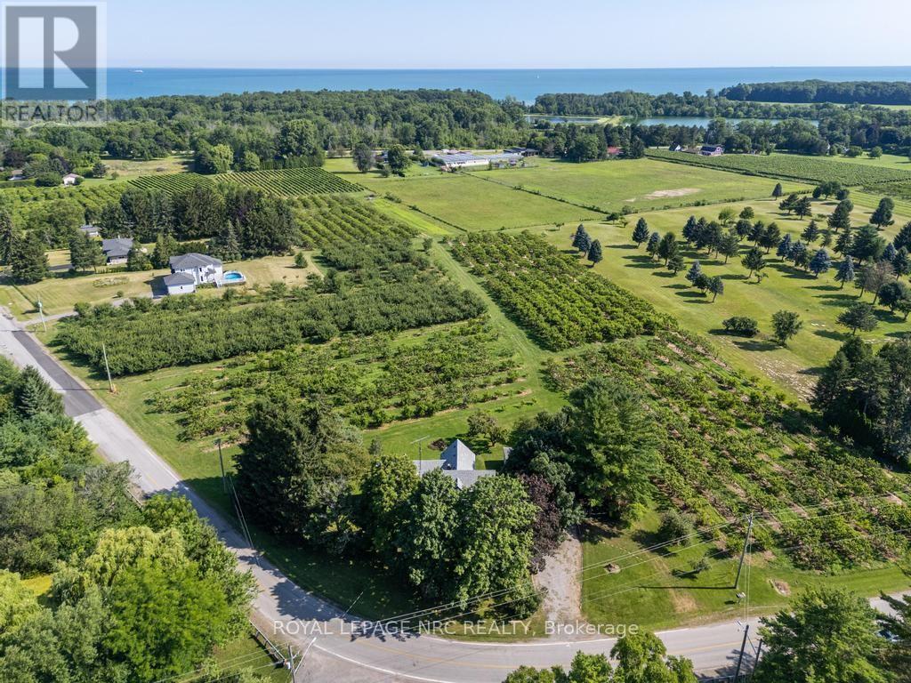 245 NIVEN ROAD - 37