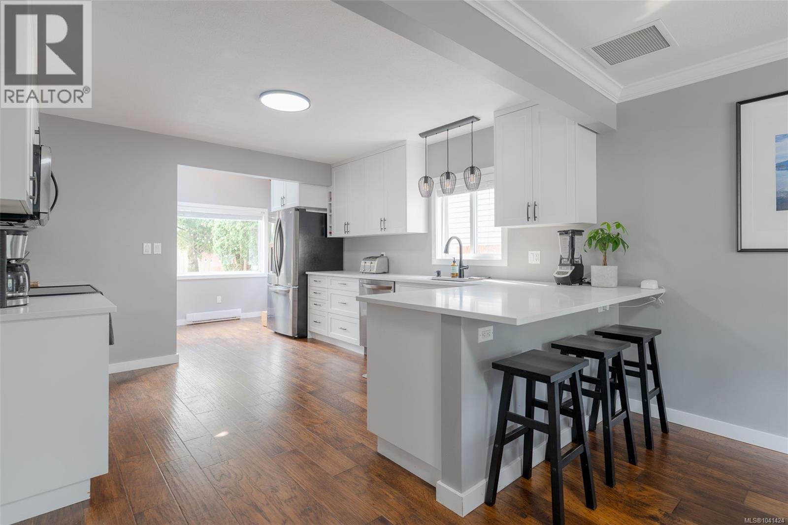 5335 Ian Ave - Image 13