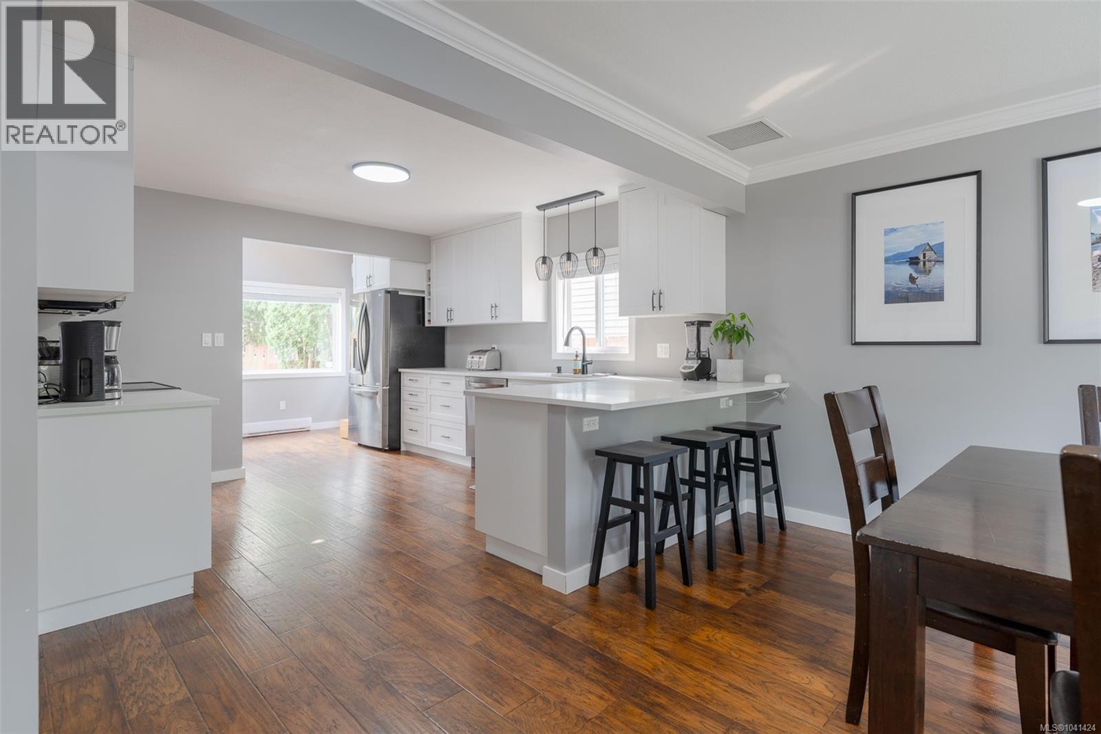 5335 Ian Ave - 12